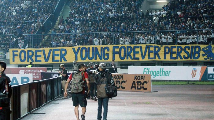 Aksi Terpuji dan Kepedulian Frontline Boys Club untuk Persib, Bobotoh, dan GBLA