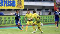 Luis Milla Sempat 'Stres' gara-gara 2 Gol Barito Putera