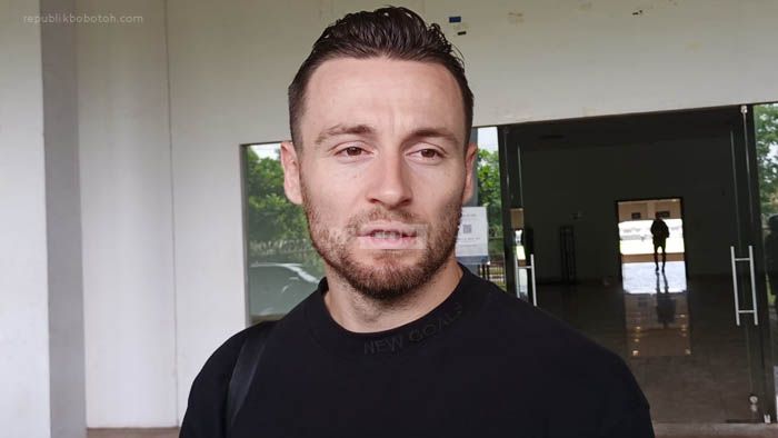Marc Klok dan Eks Aston Villa Siap-siap Gabung dengan Suporter Oranye