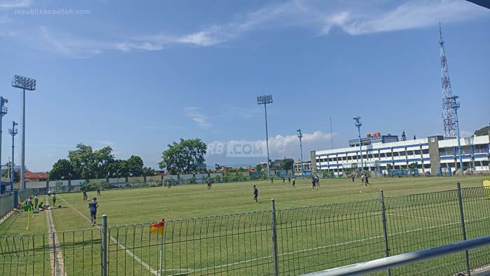 Matangkan Skema di Sesi Latihan, 4 Pemain Persib Berlatih Terpisah, 3 Absen 