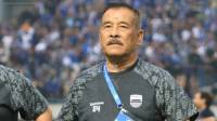 Umuh Buka Suara Terkait Kericuhan di Lokasi Penukaran Tiket Persib vs RANS