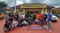 Bobotoh dan Jakmania Doa Bersama untuk Korban Tragedi Kanjuruhan