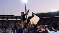 Eks Striker Persib Angkat Trofi Juara Copa Sudamericana