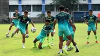 Persib Kembali Latihan Bersama, Sejumlah Pemain Absen