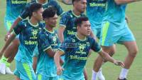 Teddy Tegaskan Pemutusan Hubungan Kerja Erwin Ramdani Rekomendasi Tim Pelatih Persib