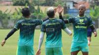 Foto-Foto Aksi Para Pemain Persib di Gim Internal