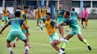Suasana Latihan Persib Hari Ini di Stadion Sidolig