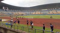 Persib Berlatih di GBLA, 8 pemain Absen