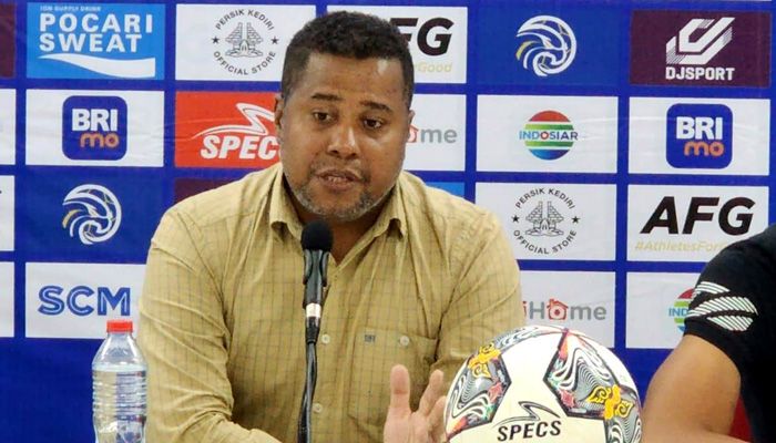 Dua Pesan Pelatih Persita kepada Para Pendekar Cisadane Saat Bertamu ke Markas Persib