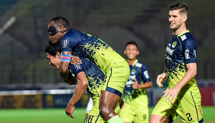 Luis Milla Ungkap Kunci Kemenangan Persib Bandung Atas Persita Tangerang