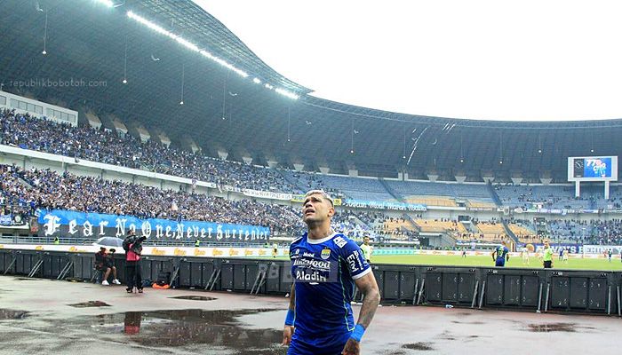 9 Momen di Laga Persib vs Persija yang Bikin Emosi Bobotoh dan Jakmania Naik Turun