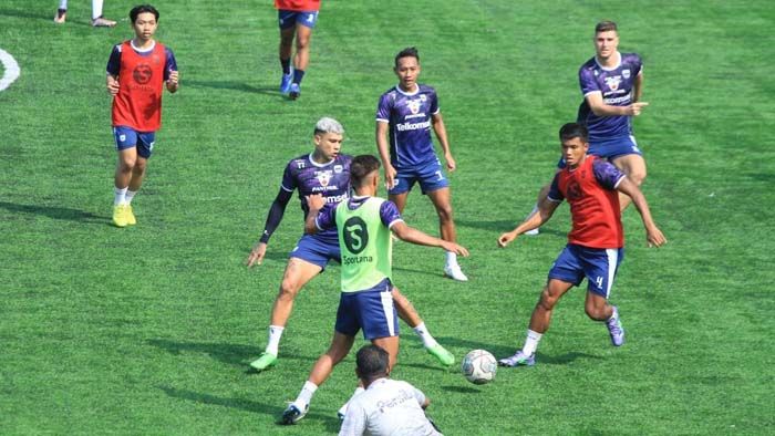 Persib Tak Akan Jual Tiket Tambahan Pertandingan Tunda Kontra Persija