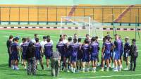 Teddy Tjahjono Masih Rahasiakan Tempat Latihan Alternatif Persib