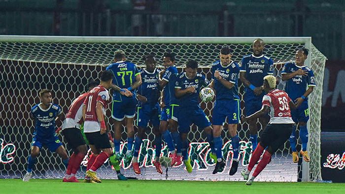 Madura United di Mata Pelatih Persib Bandung