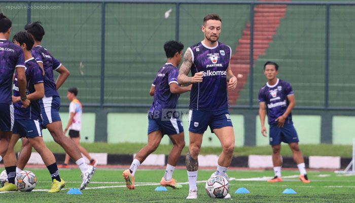 Ini Target yang Diburu Luis Milla Pada Latihan Jelang Kontra Madura United