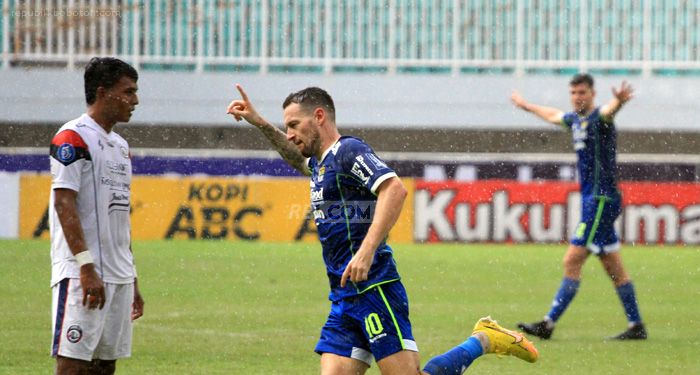 Cetak Gol Indah ke Gawang Arema, Begini Ungkapan Marc Klok