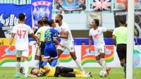 Respons Bobotoh Setelah Persib Dikalahkan PSM, Dikerjain Wasit...Dikebiri Hakim Garis!