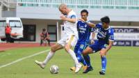 Hasil dan Skor Babak Pertama Persib vs PSM 