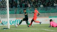 Satu Pemain Persebaya Terjerat Skorsing saat Hadapi Persib