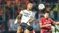 Bek Tangguh Persija Absen saat Hadapi Persib, Ini Penyebabnya