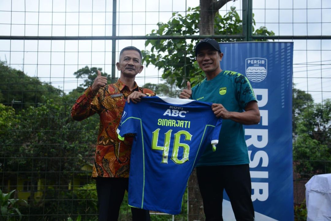 Persib Joy to School: Senangnya Gilang Angga Melihat Antusiasme Murid SDN Sinarjati
