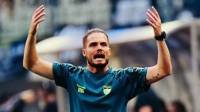 Makna di Balik Unggahan Coach Manuel Cascallana Usai Jadwal Persib vs Persija Dibatalkan