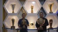 Persib Diamanatkan Sejumlah Memorabilia dari Keluarga Mendiang Risnandar