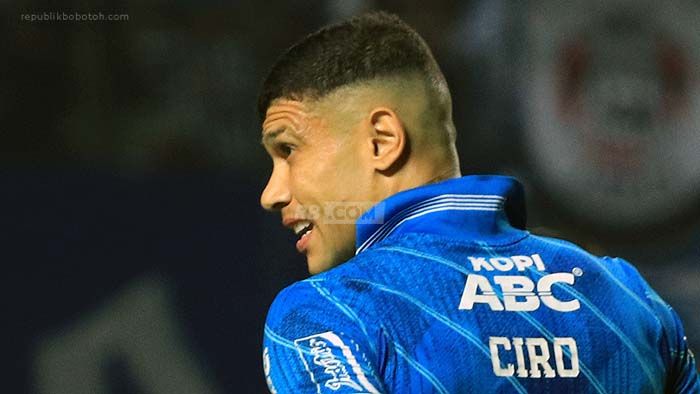 Reaksi Bobotoh Melihat Perubahan Striker Persib Ciro Alves