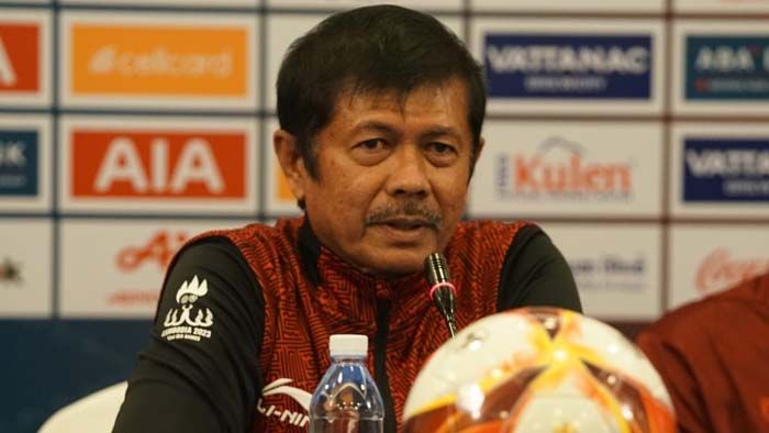 Indra Sjafri Takjub dengan Lapangan di Kamboja