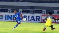 Hasil dan Skor Sementara Persib vs Dewa United