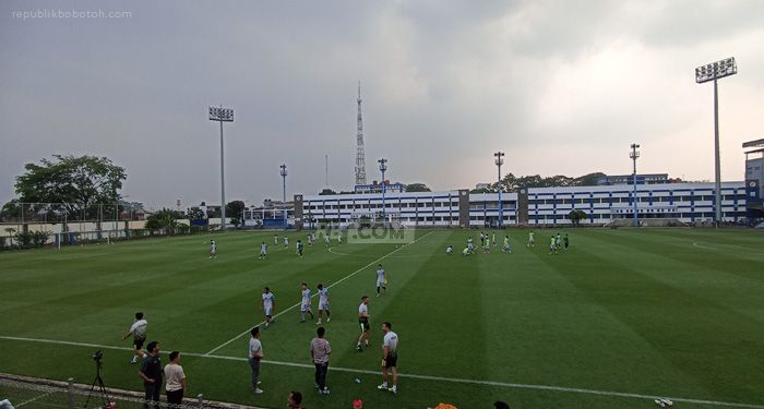 Jelang Hadapi Persebaya, Satu Pemain Asing Persib Pulang ke Negaranya