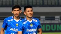 Gagal Angkat Trofi Juara Bareng Persib, Putu Gede, Robi Darwis dan Madinda Unggah Foto Kenangan