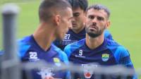 Tinggalkan Persib dan Pulang ke Spanyol, Begini Ungkapan Tyronne del Pino