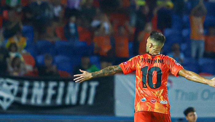 Tyronne del Pino Kirim Kode Positif kepada Bobotoh
