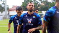 Tyronne del Pino tak Pernah Absen Saksikan Laga Persib di Musim Lalu