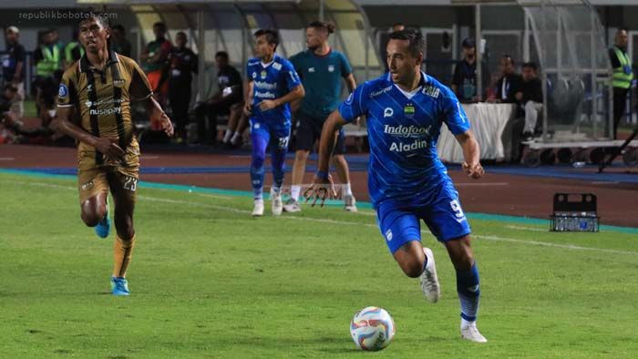Ezra Walian: Kami tidak Senang