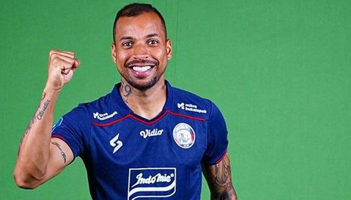 Gustavo Almeida Cetak Hattrick Saat Kondisi Kebugarannya Belum Berada di Level Terbaik
