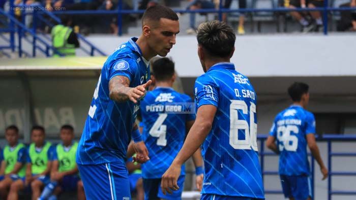 Demi Alberto Rodriguez, Bek Persib Ini Belajar Bahasa Spanyol