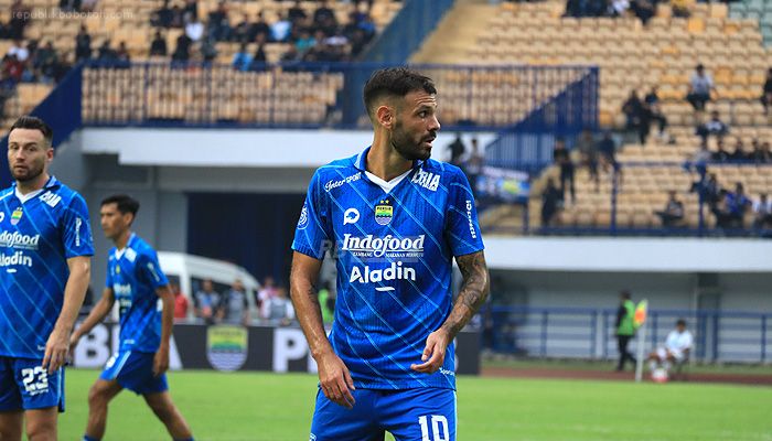 Kabar Kurang Baik Datang dari Tyronne del Pino, Luis Milla Ungkap Situasinya