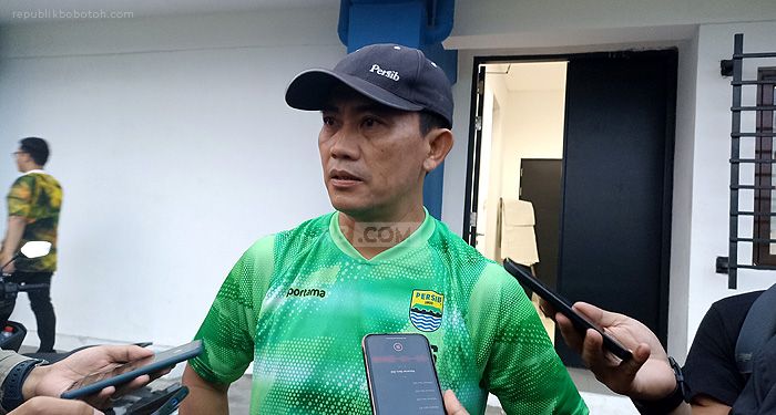 Persib Fokus Benahi Tim Sendiri Ketimbang Pikirkan Permainan Persik Kediri