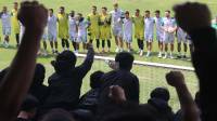 Penjelasan Tobias Soal Aksi Bobotoh di Latihan Pagi Persib