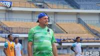 Bojan Hodak Ungkap Keuntungan Persib dan Persija