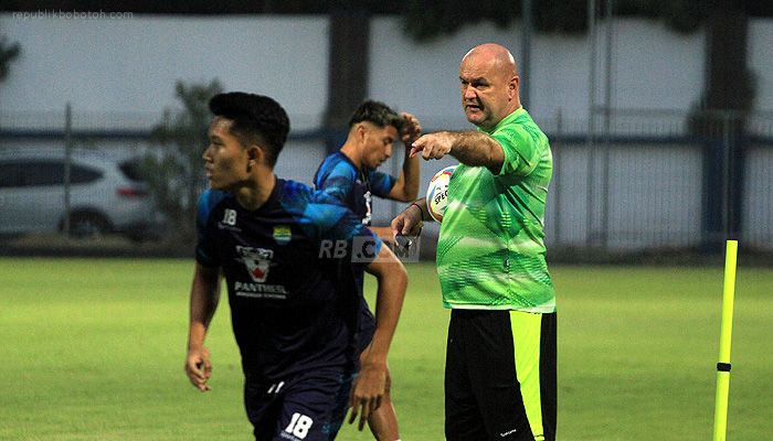 Rumor Bojan Malisic Jadi Asisten Pelatih Persib Akhirnya Terjawab