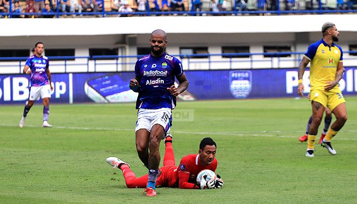 Ini Respons Bomber Persib soal Perubahan Venue Kandang Barito Putera