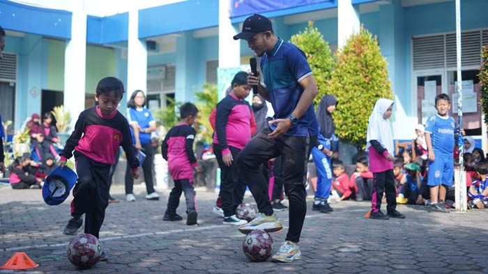 Persib Joy to School Diapresiasi, Siswa dan Orang Tua Murid Antusias