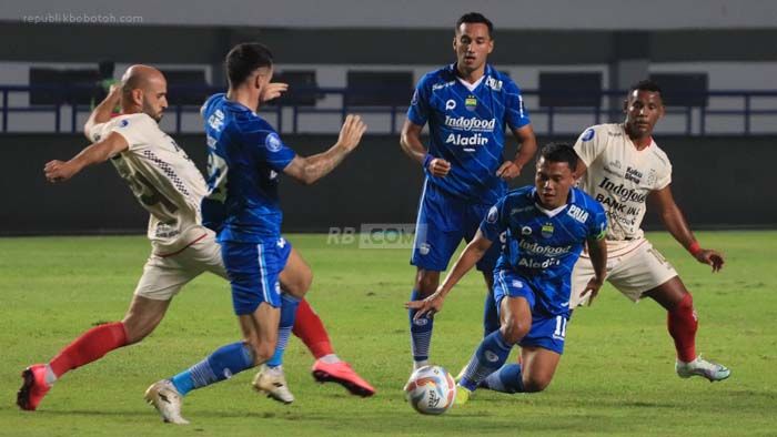 Ada Satu Hal Yang Bikin Bojan Hodak Senang Meski Persib Imbang Lawan Bali United