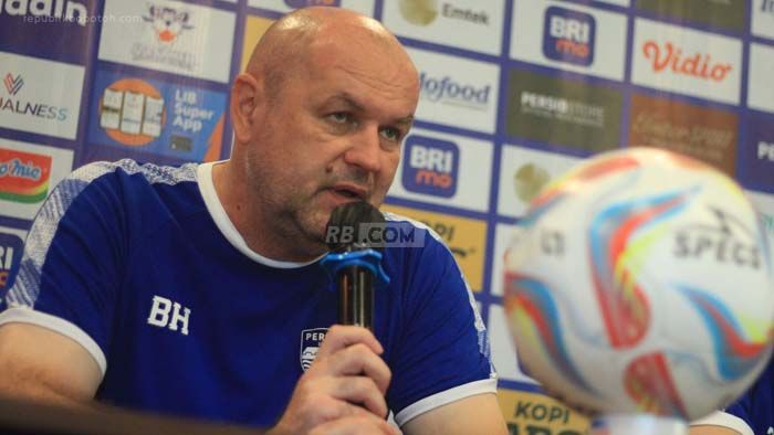 Sudah Analisa Gaya Bermain Persita, Bojan Hodak Sebut Moral Bertanding Persib Berada di Level Terbaik