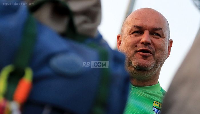 Bojan Hodak Girang Dengar PT LIB Bakal Lakukan Ini