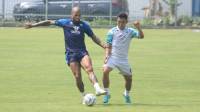 Duo Samba Menggila di Sesi Gim Internal Persib Bandung