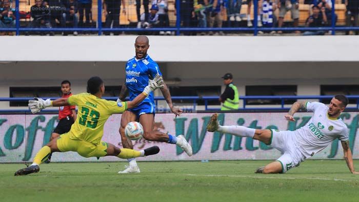 Persiapan Persib Jelang Hadapi Bhayangkara FC: Bojan Buat Analisis Video, Ini Hasilnya...